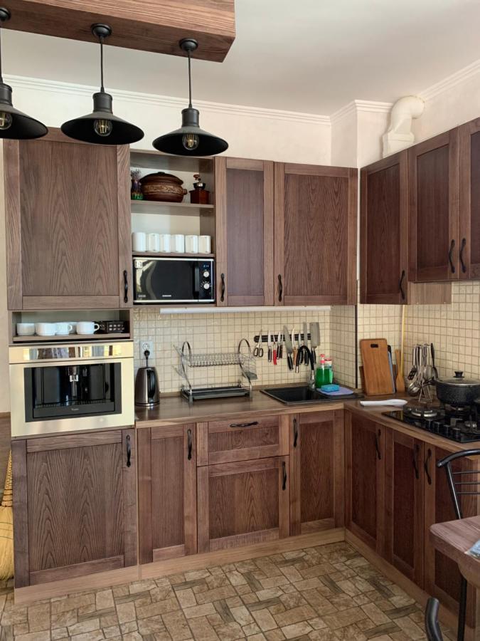 Aparthotel Family Люкс à Kamianets-Podilsky Extérieur photo